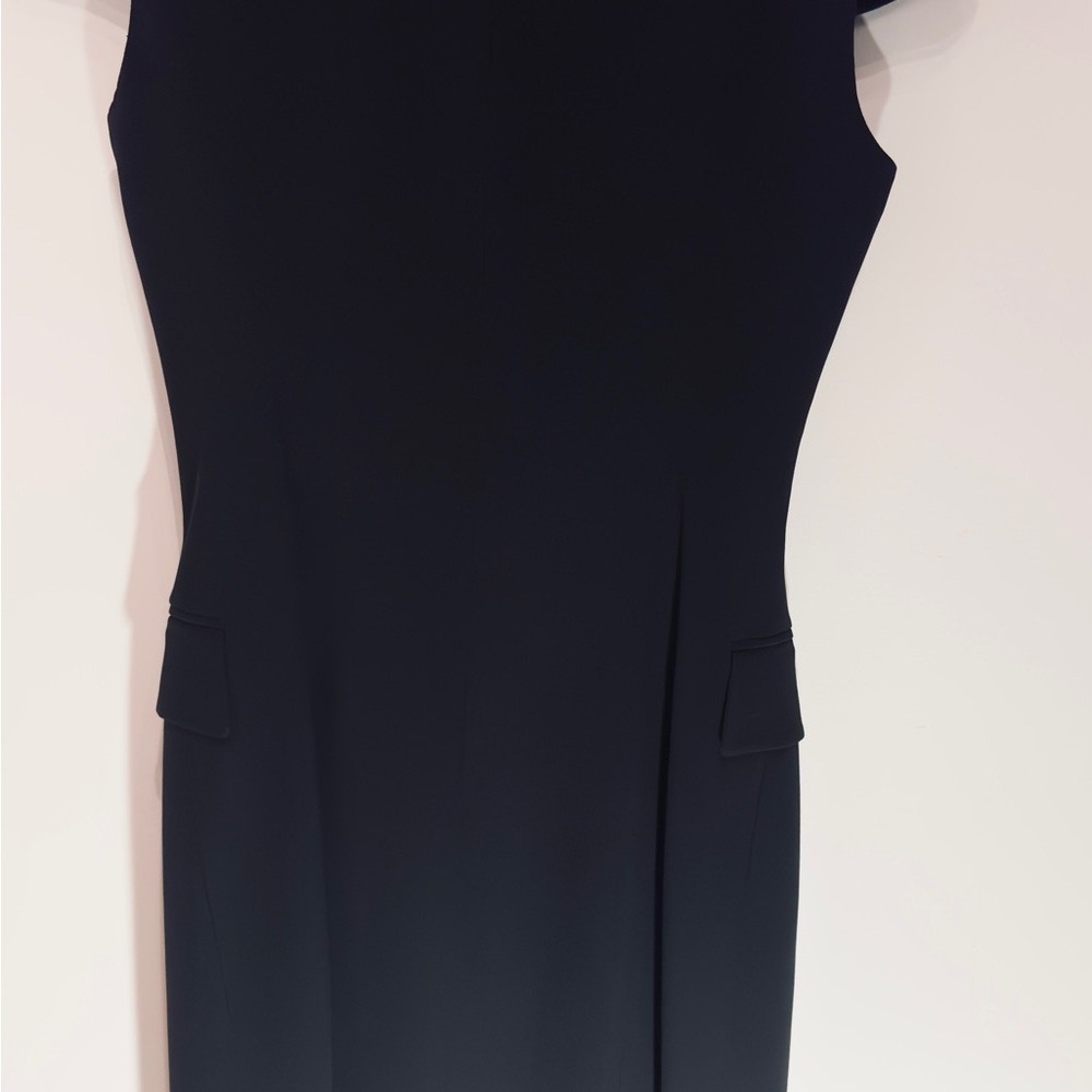 Alexander, McQueen‘s sleeveless double breasted tuxedo dress EUC - Picture 8 of 11